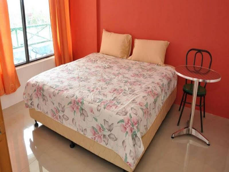 Super Oyo 89807 My Budget Home Batu Ferringhi Eksteriør bilde